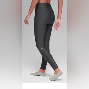 ALO Yoga Black Swim Leggings with Subtle Logo